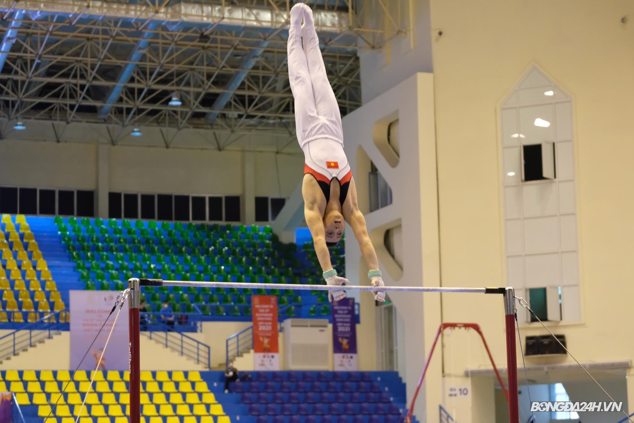 Thể dục dụng cụ Việt Nam giành vàng nội dung đồng đội 13/5