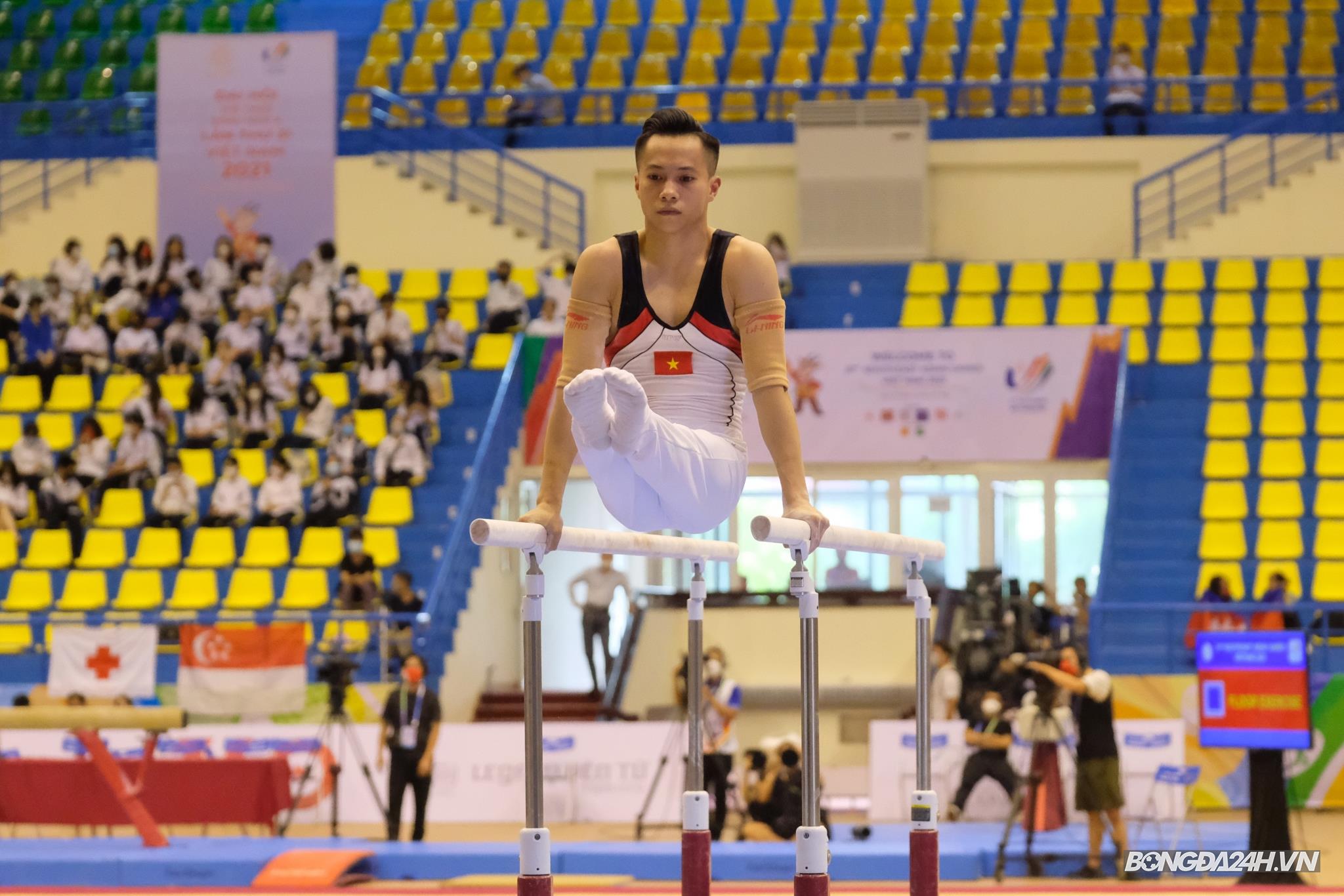 Thể dục dụng cụ Việt Nam giành vàng nội dung đồng đội 13/5