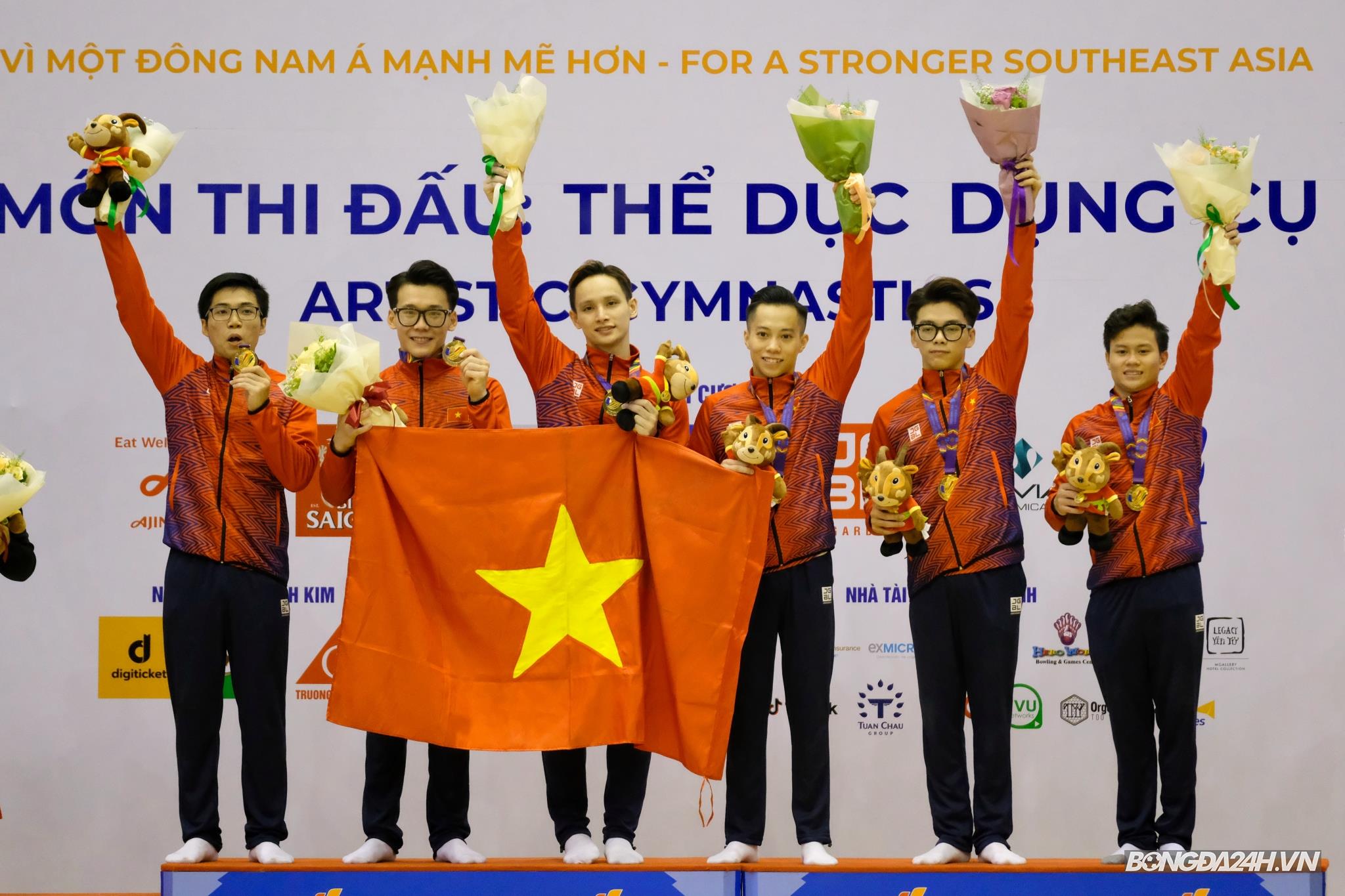 Thể dục dụng cụ Việt Nam giành vàng nội dung đồng đội 13/5