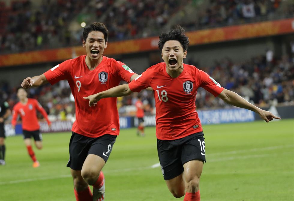 Cho Young-wook là chân sút đáng gờm của U23 Hàn Quốc Cho Young-wook là chân sút đáng gờm của U23 Hàn Quốc