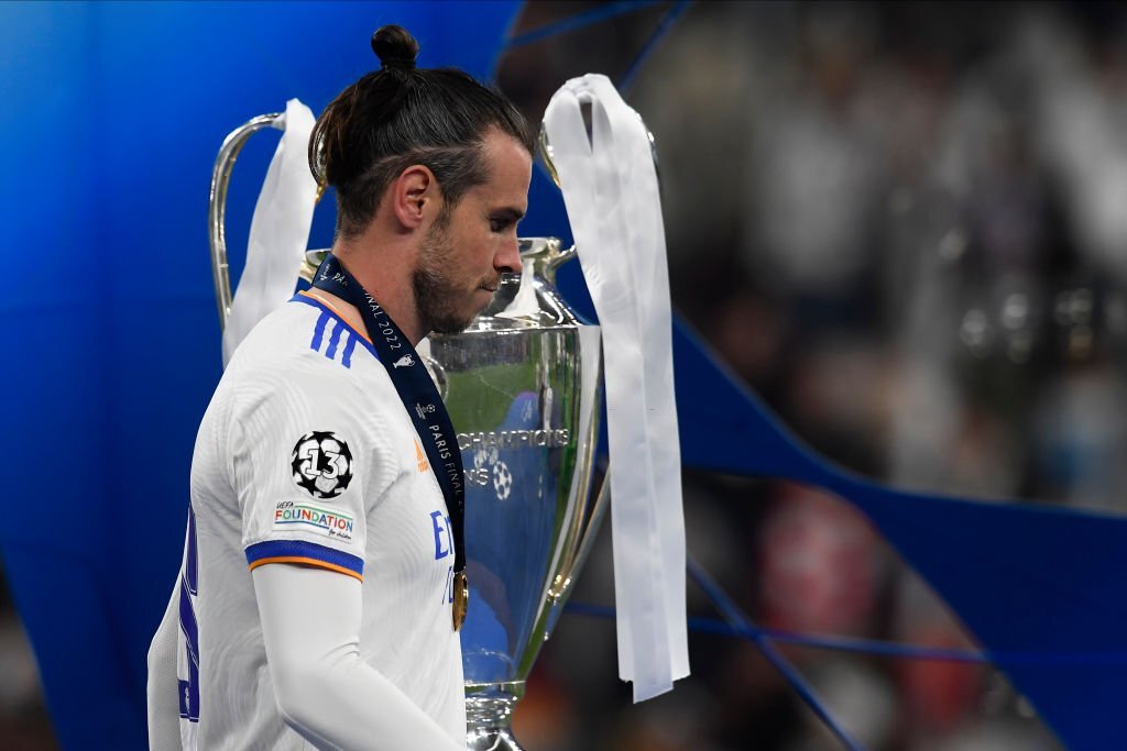 Bale lạnh nhạt với chiếc cúp Champions League  hình ảnh