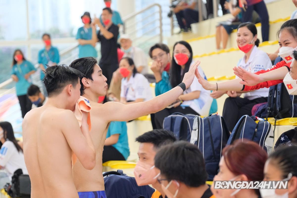 Tùng Dương, Thế Anh nội dung Đôi nam nhảy cầu mềm 3m 8/5