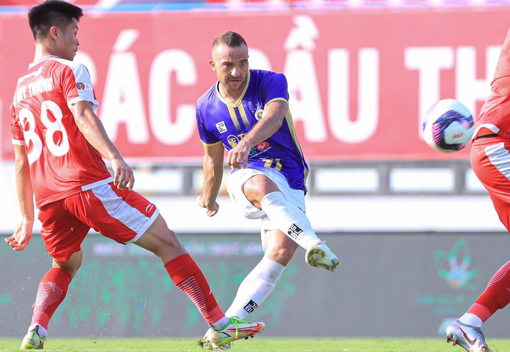 Vladimir Siladi CLB Hà Nội