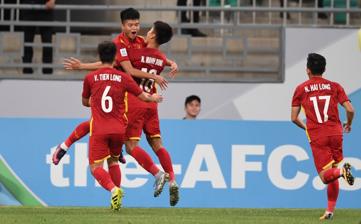 Văn Tùng U23 châu Á vs Thái Lan