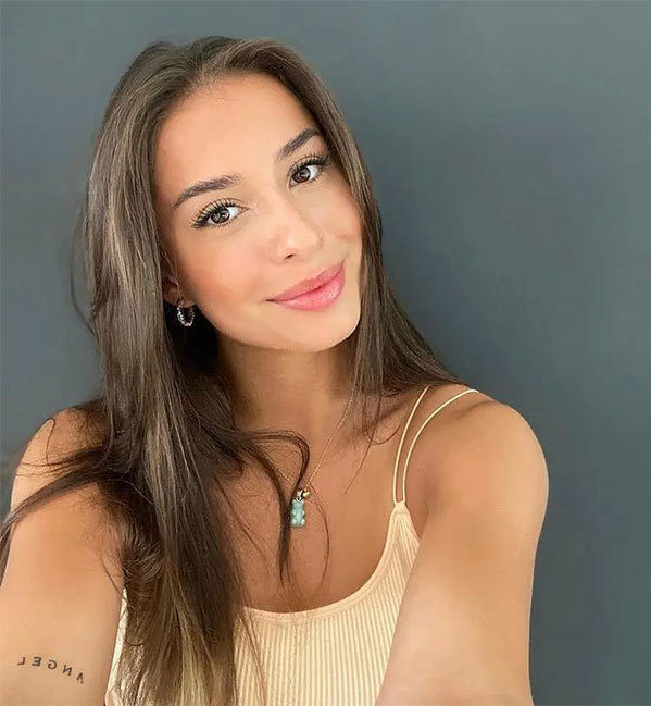 Cận cảnh nhan sắc bạn gái 18 tuổi của Erling Haaland 7