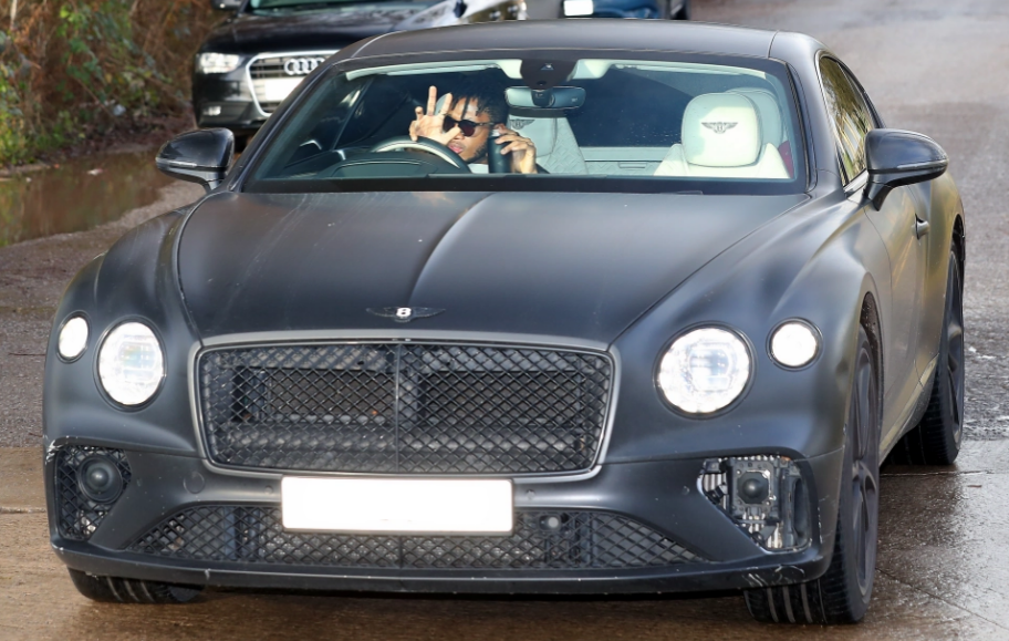 Các ngôi sao của MU lái xe gì đi tập luyện 7 Các ngôi sao của MU lái xe gì đi tập luyện 7