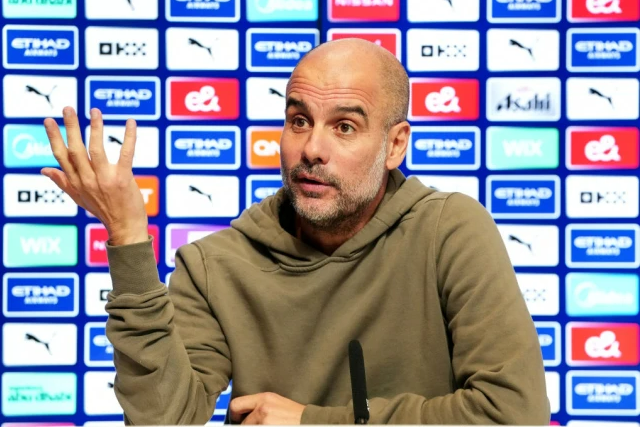 Pep Guardiola noi ve Chelsea va Graham Potter