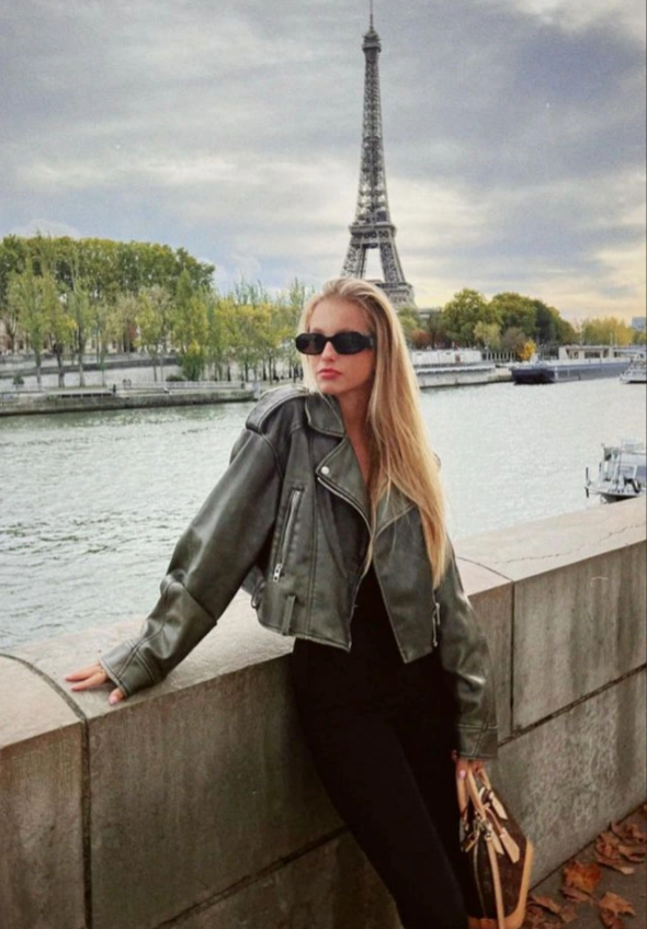 Chiêm ngưỡng nhan sắc bạn gái Joao Felix 5