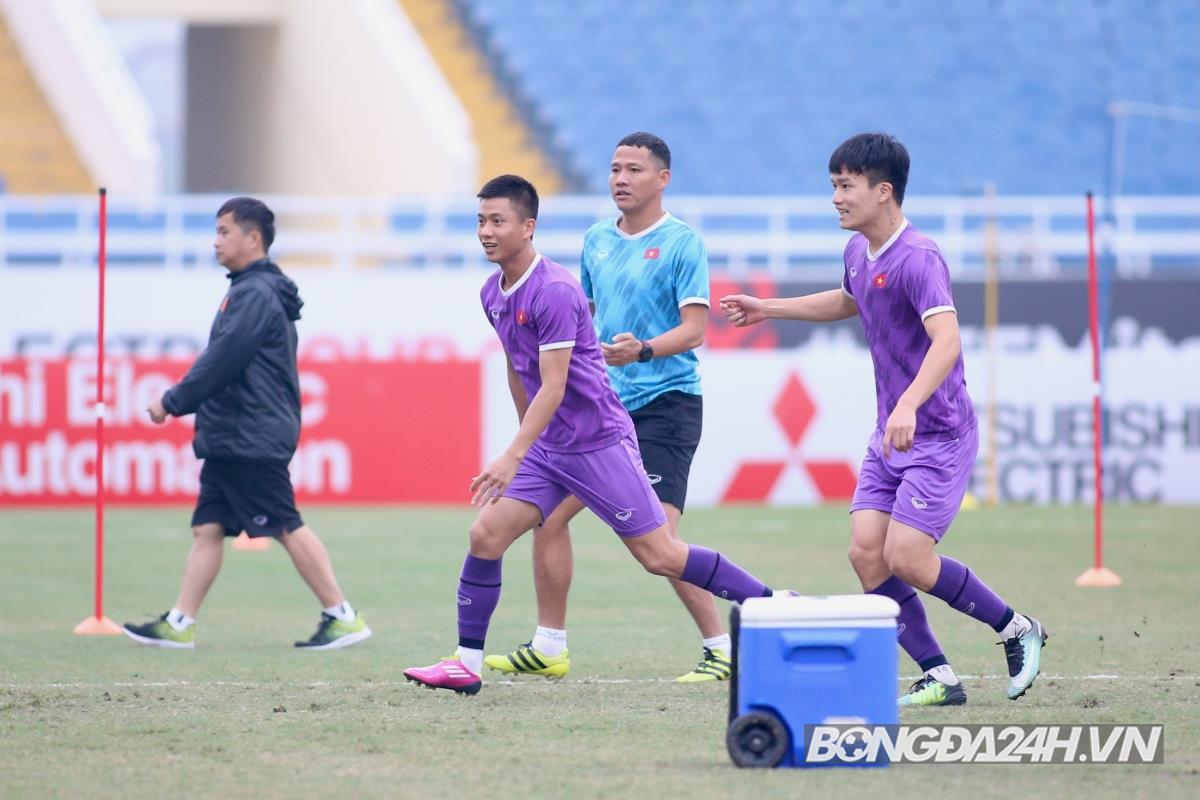 ĐT Việt Nam tập buổi cuối trước trận chung kết lượt đi 8