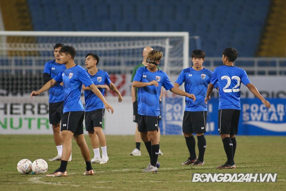 Teerasil Dangda chưa bình phục trước trận chung kết với Việt Nam 7 Teerasil Dangda chưa bình phục trước trận chung kết với Việt Nam 7