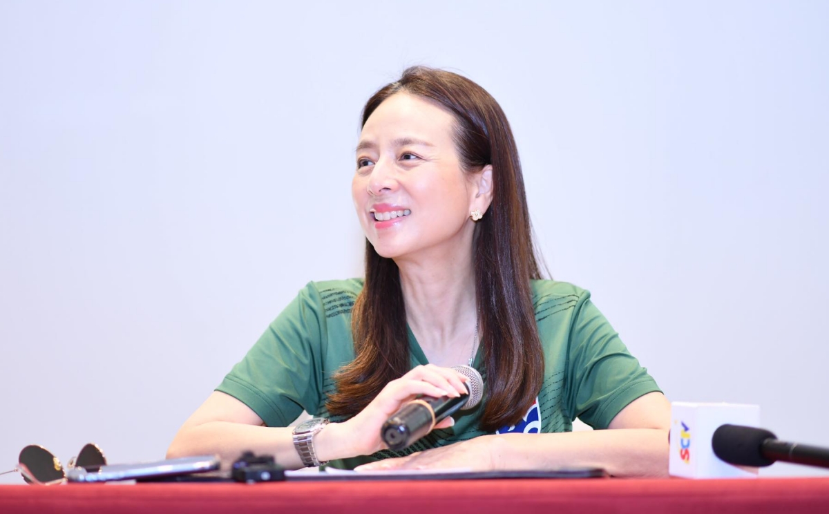 Madam Pang tra loi truyen thong Viet Nam sang 13/1