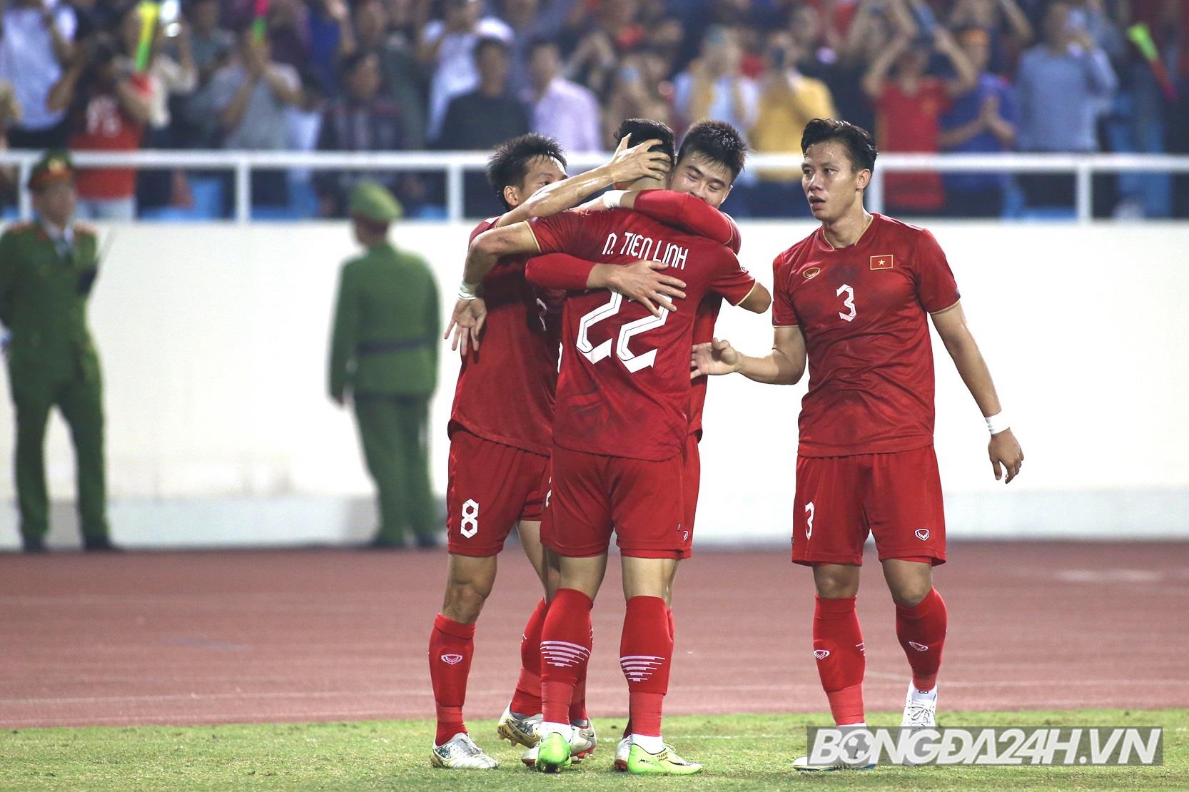 Điểm nhấn trận Việt Nam 2-2 Thái Lan Bàn thắng đầy giá trị của Văn Thanh 2