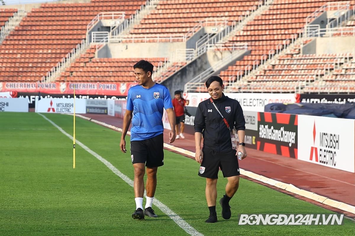 Teerasil Dangda ĐT Thái Lan luyện tập trước trận chung kết 15/1 Teerasil Dangda dT Thai Lan luyen tap truoc tran chung ket 15/1