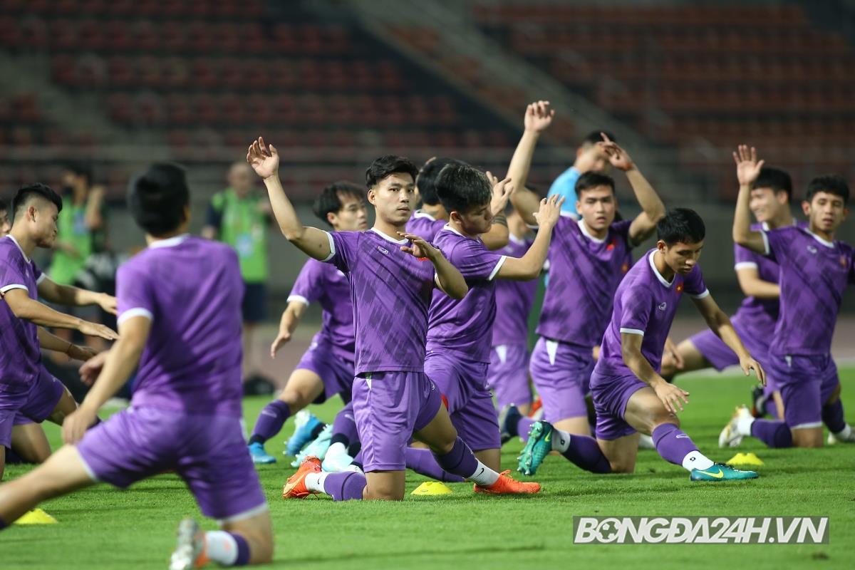 Bùi Tiến Dũng dính chấn thương trước trận chung kết 2