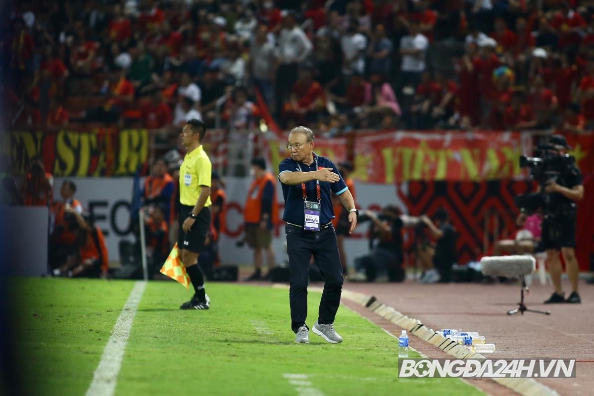 Biểu cảm của HLV Park Hang Seo trong trận đấu cuối cùng 7 Biểu cảm của HLV Park Hang Seo trong trận đấu cuối cùng 7
