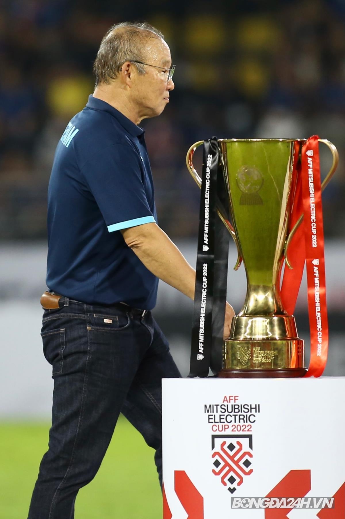 Biểu cảm của HLV Park Hang Seo trong trận đấu cuối cùng 10 Biểu cảm của HLV Park Hang Seo trong trận đấu cuối cùng 10