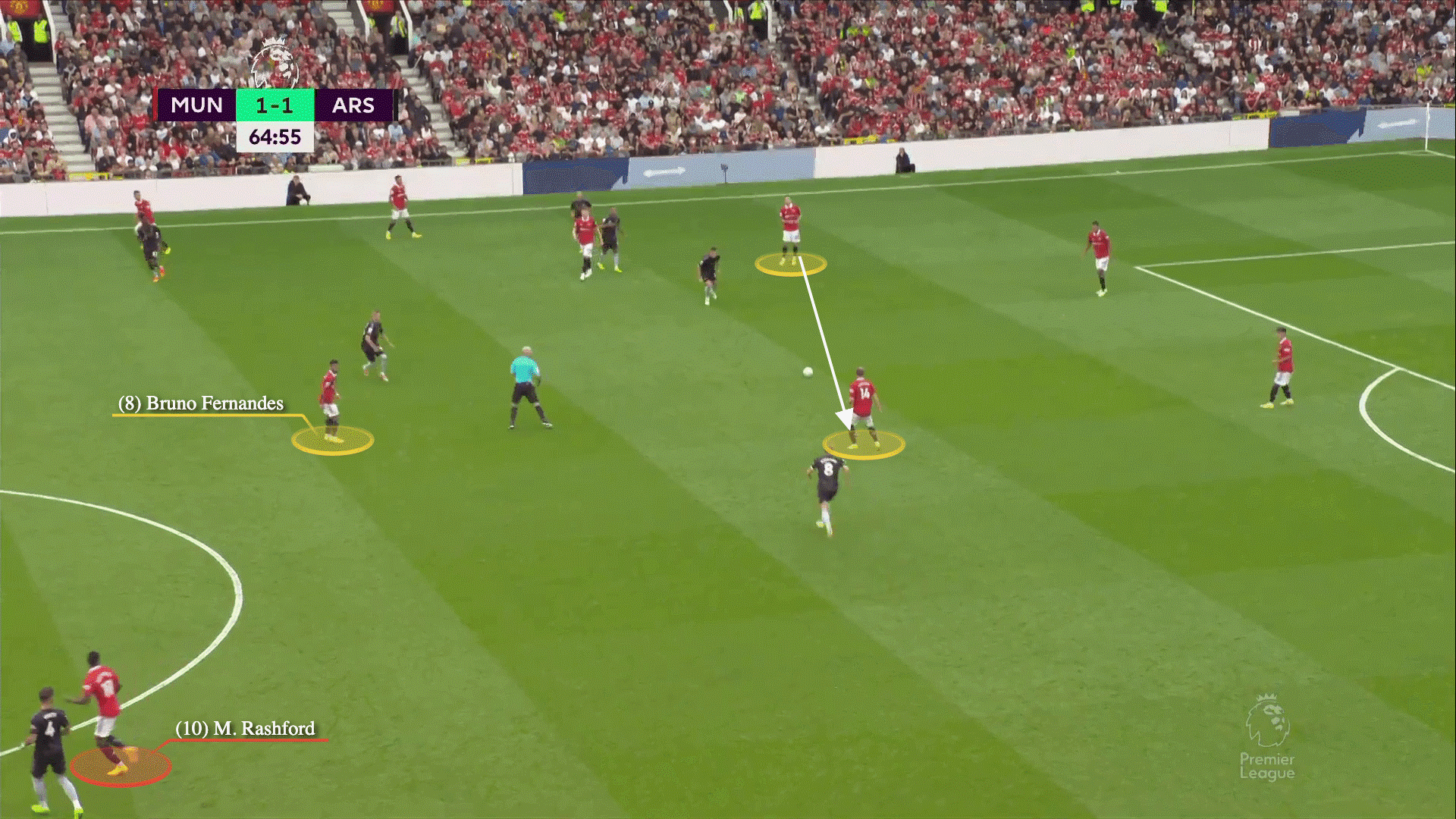 Bruno Fernandes Kẻ cắp không gian của Man United 15