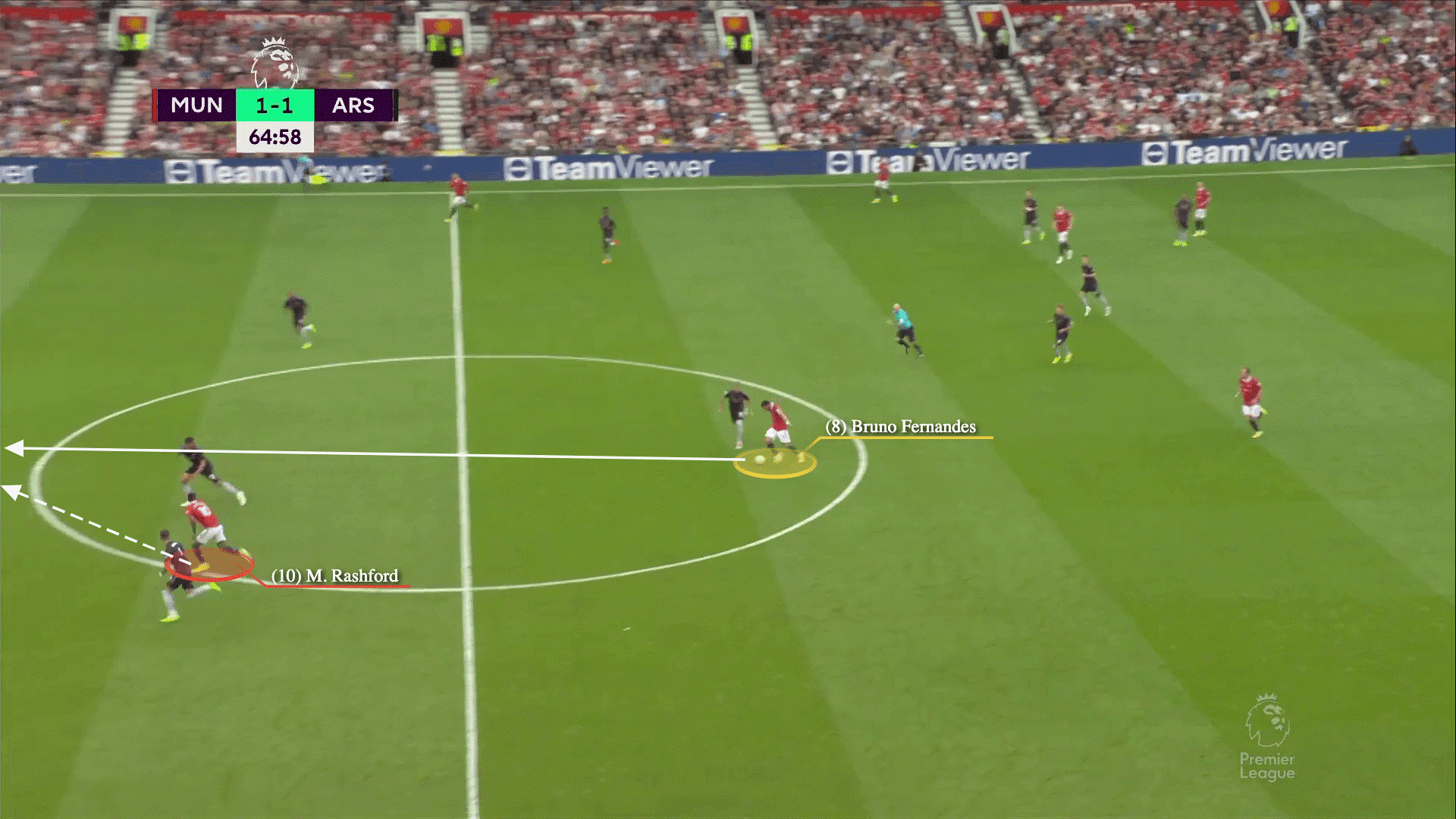 Bruno Fernandes Kẻ cắp không gian của Man United 17