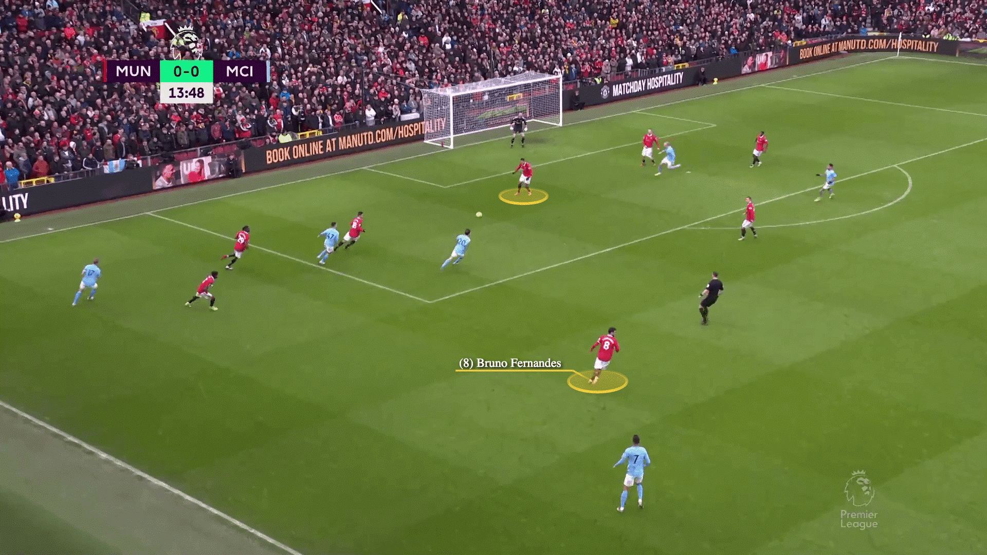 Bruno Fernandes Kẻ cắp không gian của Man United 18