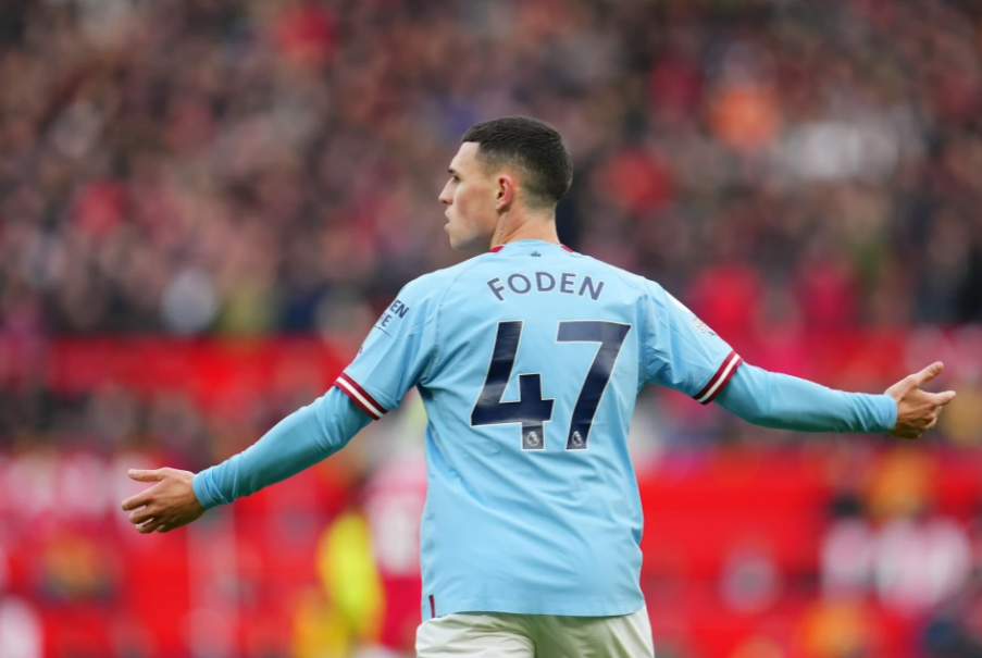 Những ngôi sao có số áo kỳ lạ Xúc động với số áo của Phil Foden 2