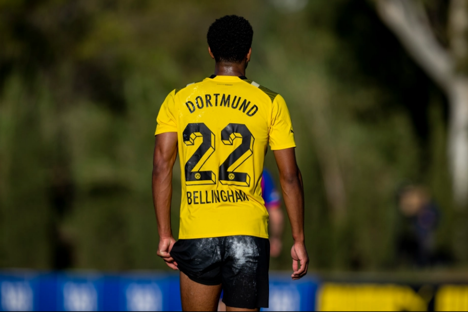 Những ngôi sao có số áo kỳ lạ Xúc động với số áo của Phil Foden 1