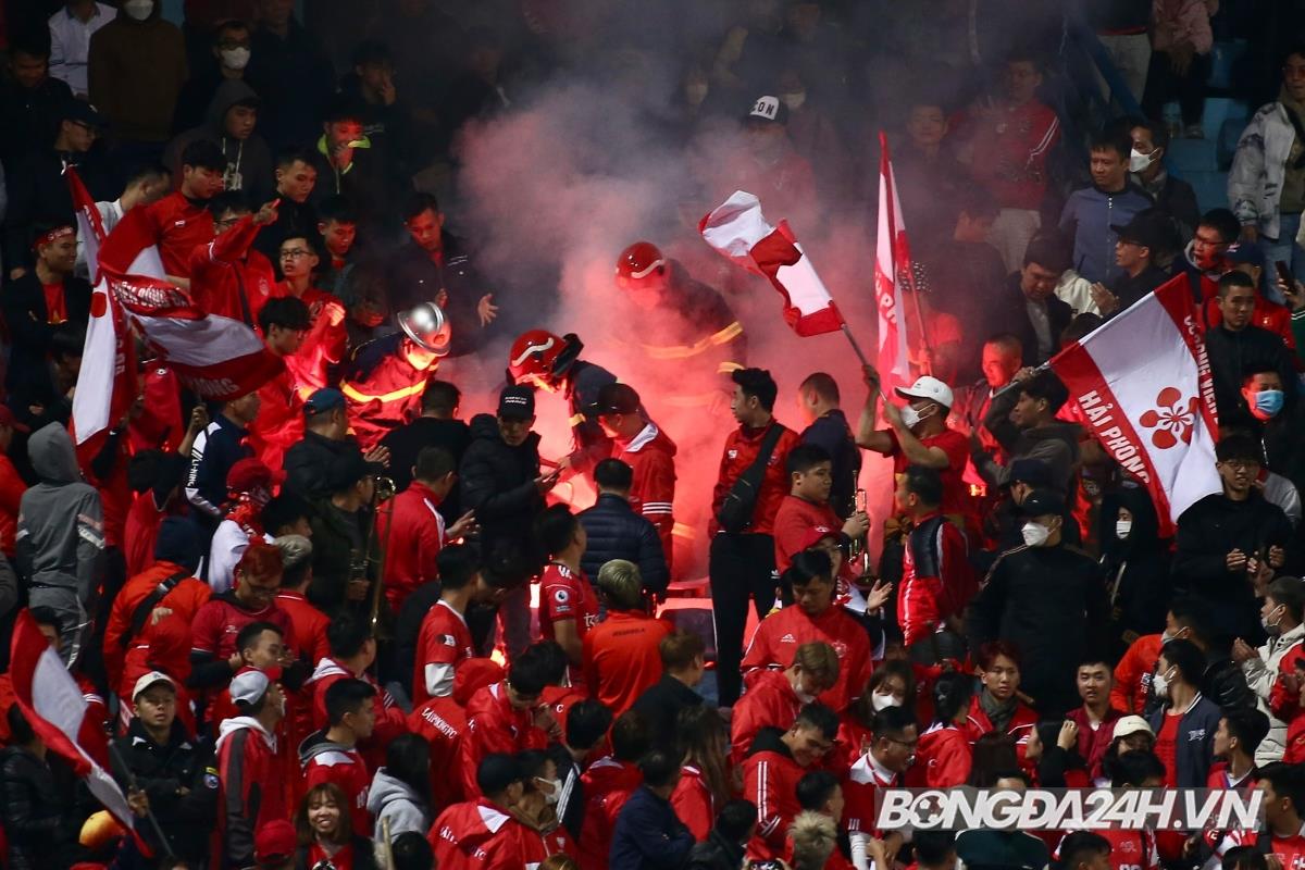 Dàn hoa hậu tới tiếp lửa trận Siêu cúp Quốc gia 6