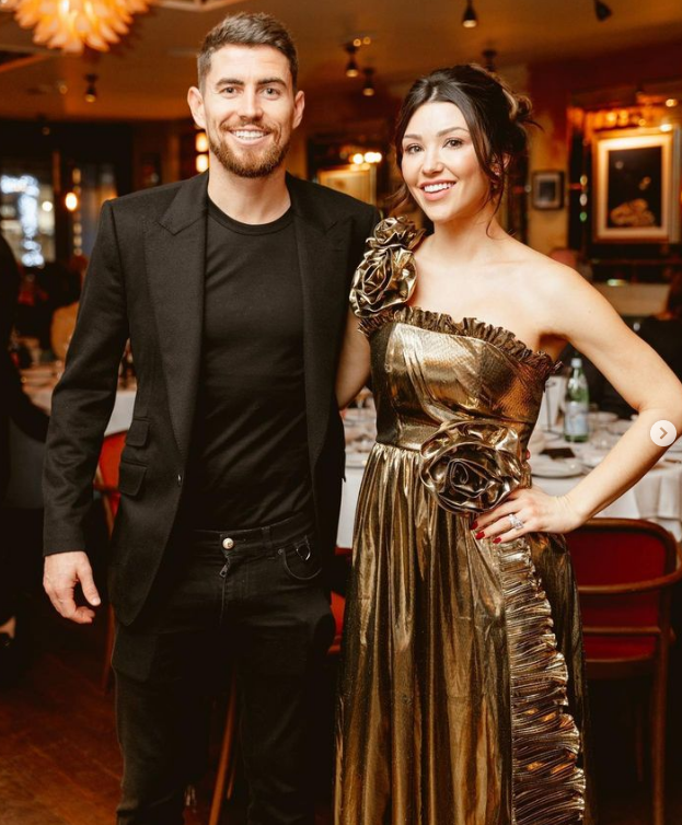 Mê mẩn với nhan sắc bạn gái Jorginho – nàng Wags mới nhất của Arsenal 9