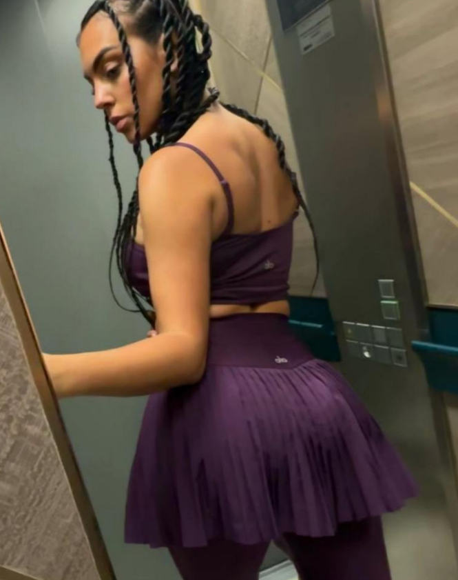 Diện mạo mới của Georgina Rodriguez khiến fan phát cuồng 2