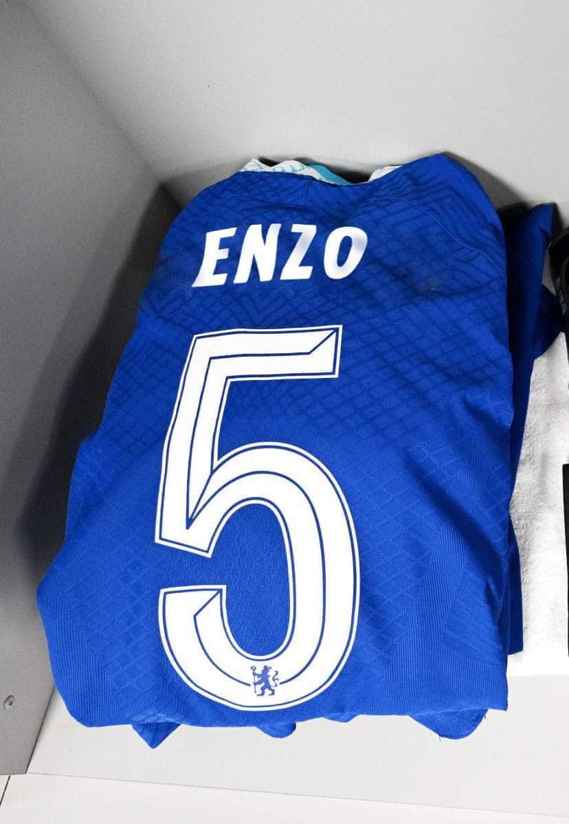 Rò rỉ số áo của Enzo Fernandez tại Chelsea 1