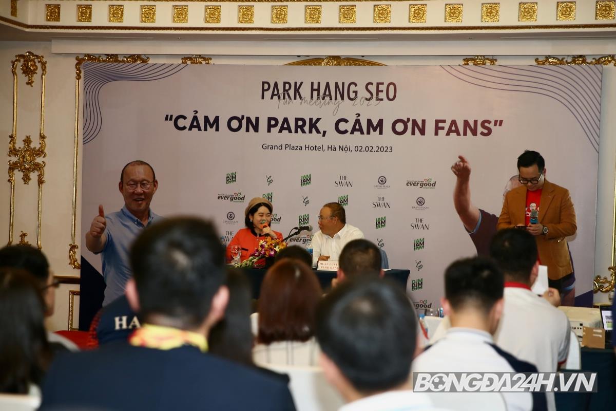 Lý do đáng yêu thầy Park chưa trở về Hàn Quốc 3 Lý do đáng yêu thầy Park chưa trở về Hàn Quốc 3