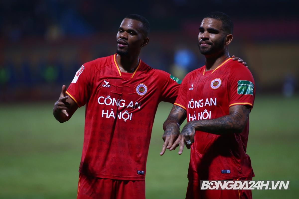 CLB CAHN ở V-League 202324 Khi hàng nội tốt hơn ngoại nhập 2