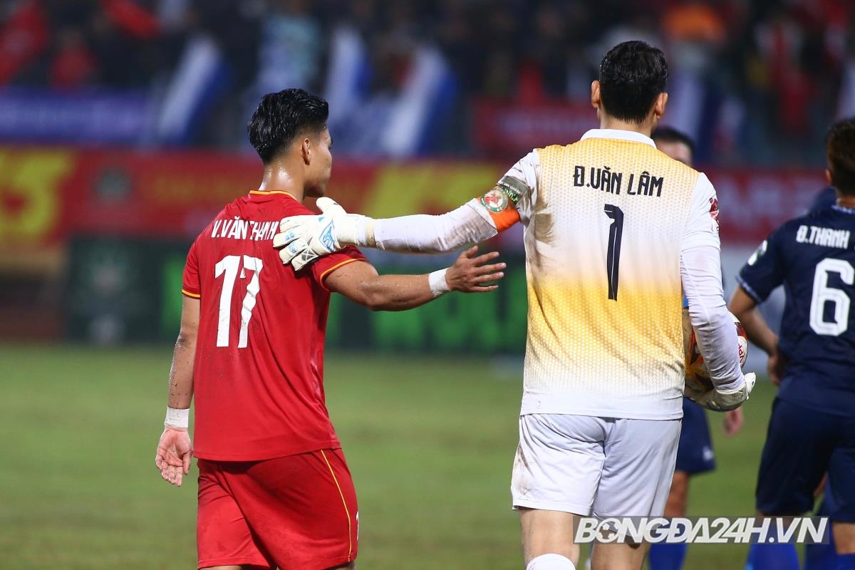 Đặng Văn Lâm bất lực trong ngày ra quân VLeague 2023 7