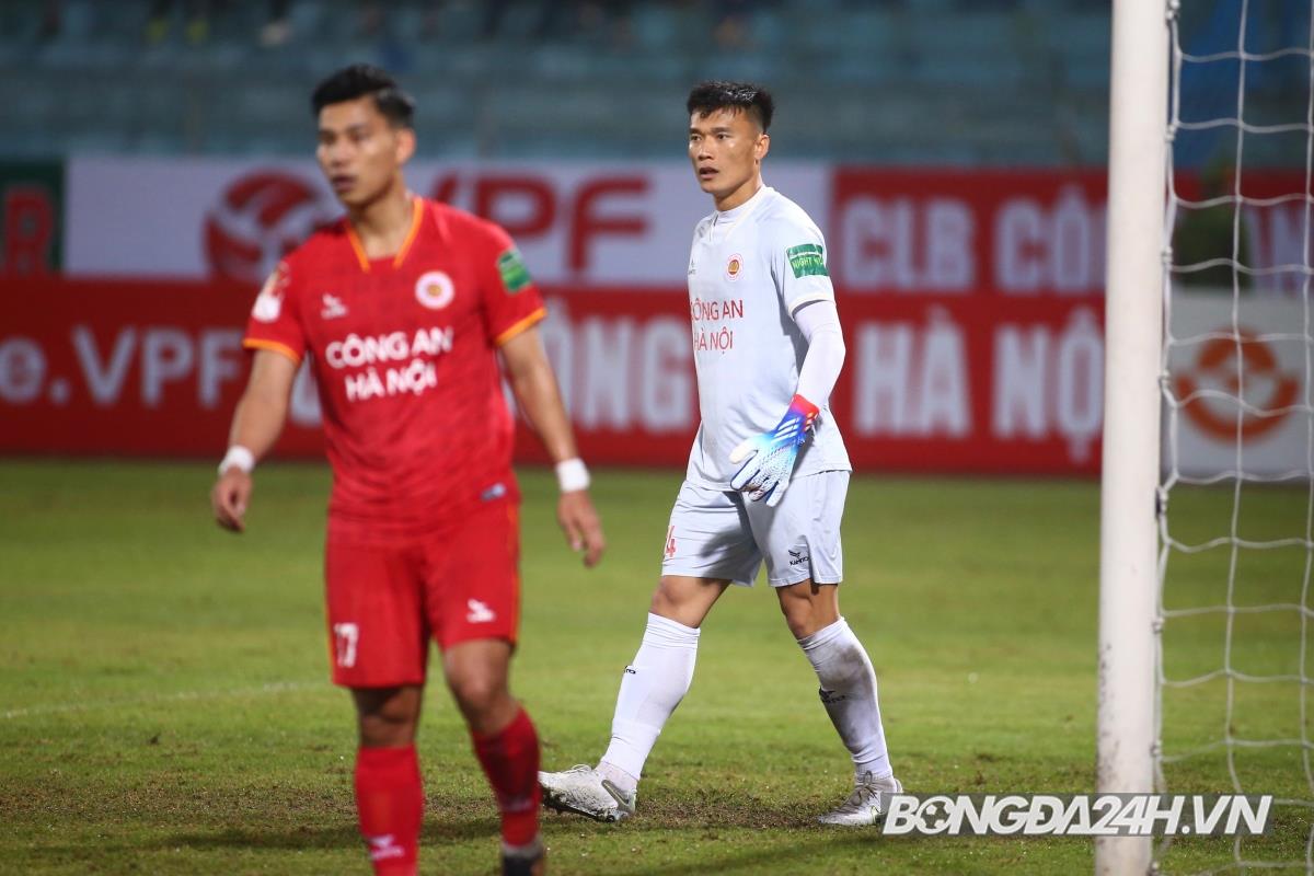 Đặng Văn Lâm bất lực trong ngày ra quân VLeague 2023 6