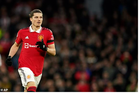 Bayern chốt giá bán Sabitzer cho MU 1