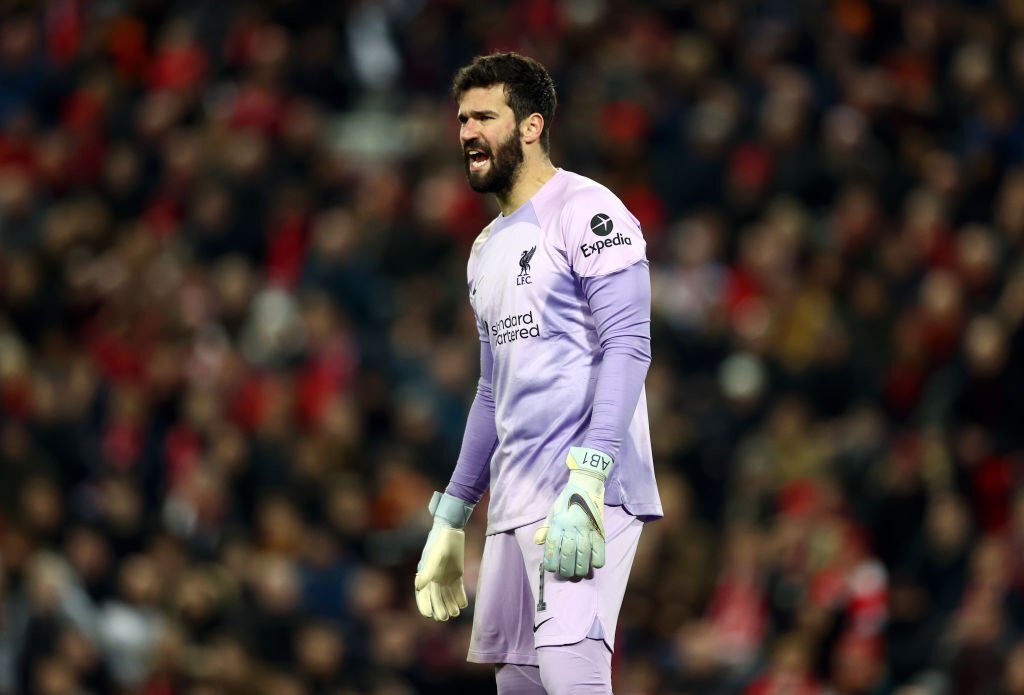 Alisson Không biết điều gì mới có thể giúp Liverpool tỉnh ngộ 1