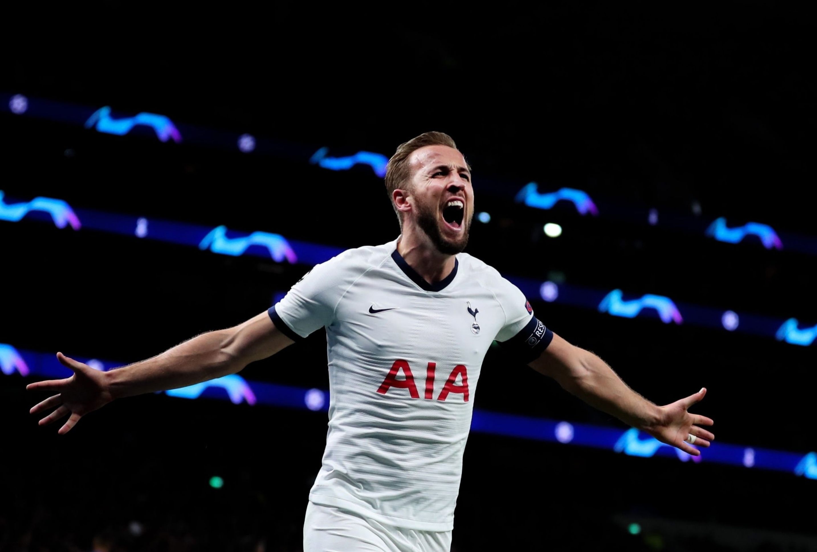 Harry Kane có đang đi vào con đường của Alan Shearer 1 Harry Kane có đang đi vào con đường của Alan Shearer 1