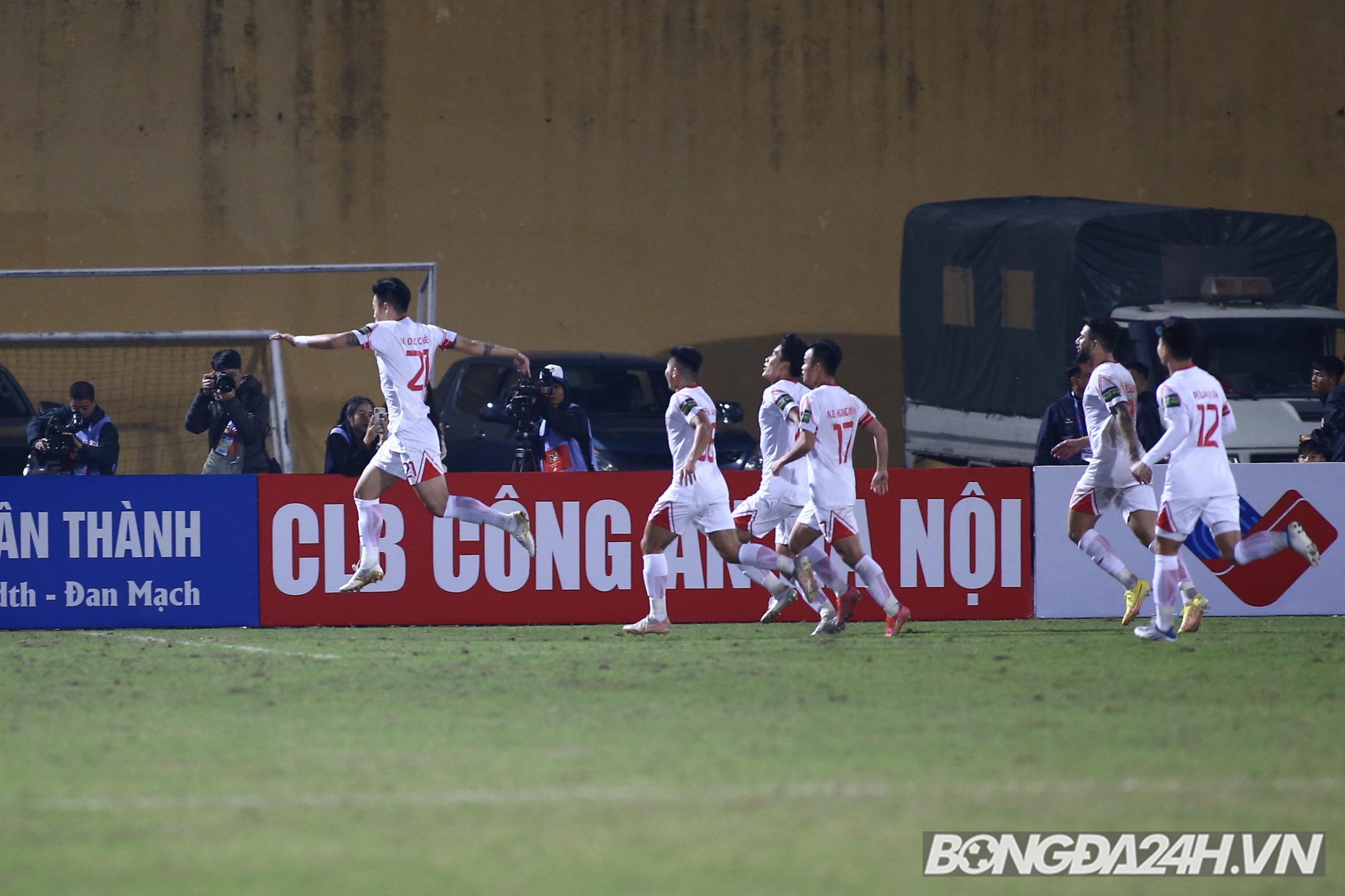 Cầu thủ Viettel cùng nhau Siu như Ronaldo sau bàn thắng của Đức Chiến 1