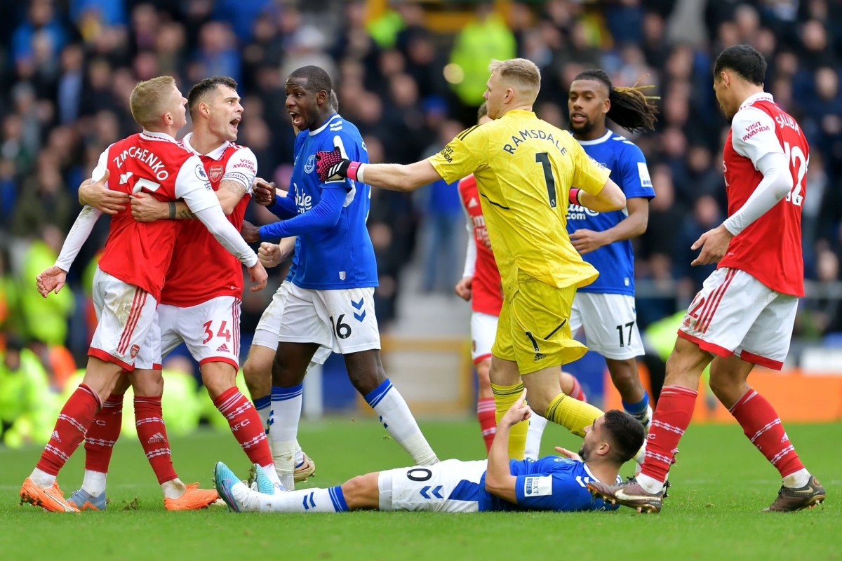 Arsenal vs Everton 4/2