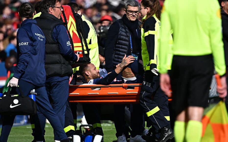 Neymar bỏ lỡ trận lượt về với Bayern 1 Neymar bỏ lỡ trận lượt về với Bayern 1