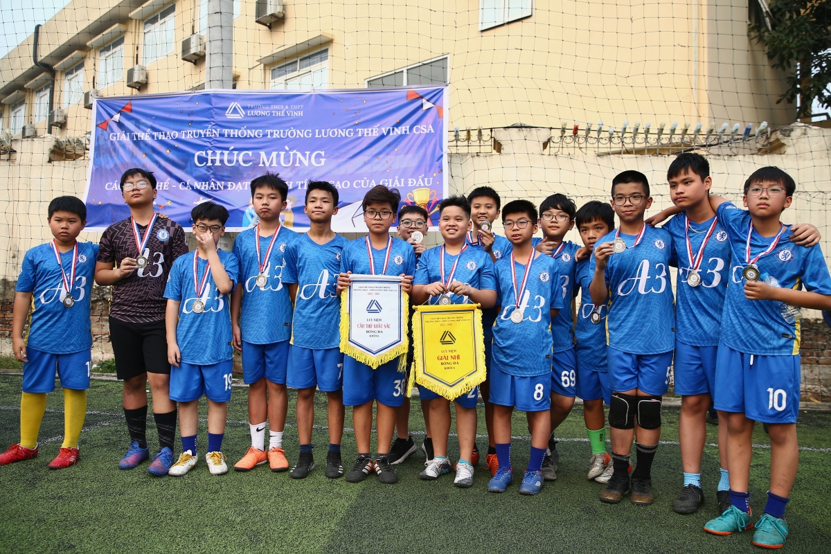 Chung kết khối 6 Lương Thế Vinh kết thúc đầy kịch tính trong loạt luân lưu 20 Chung kết khối 6 Lương Thế Vinh kết thúc đầy kịch tính trong loạt luân lưu 20