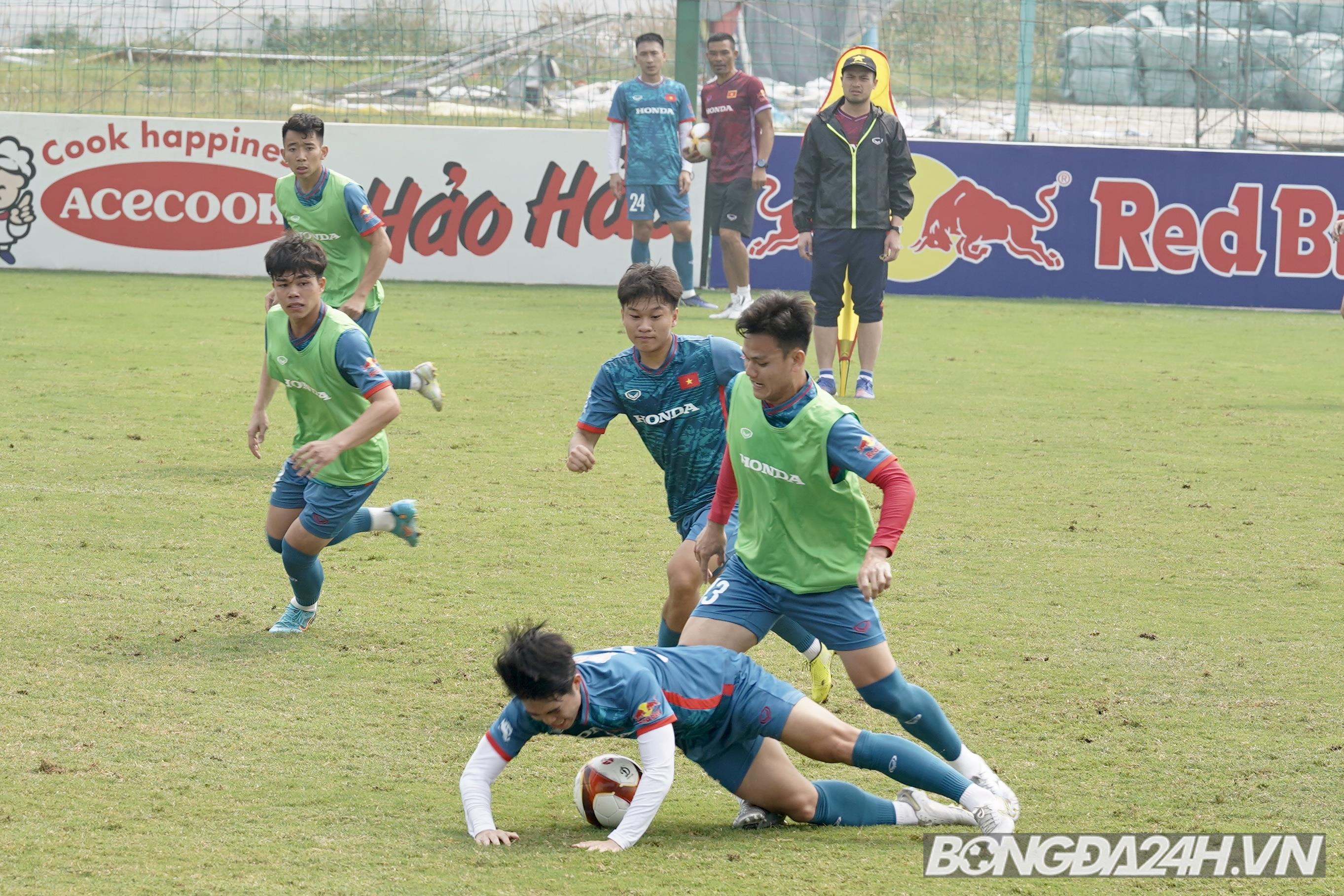 Đặng Văn Lâm, Nguyên Mạnh tập riêng 7