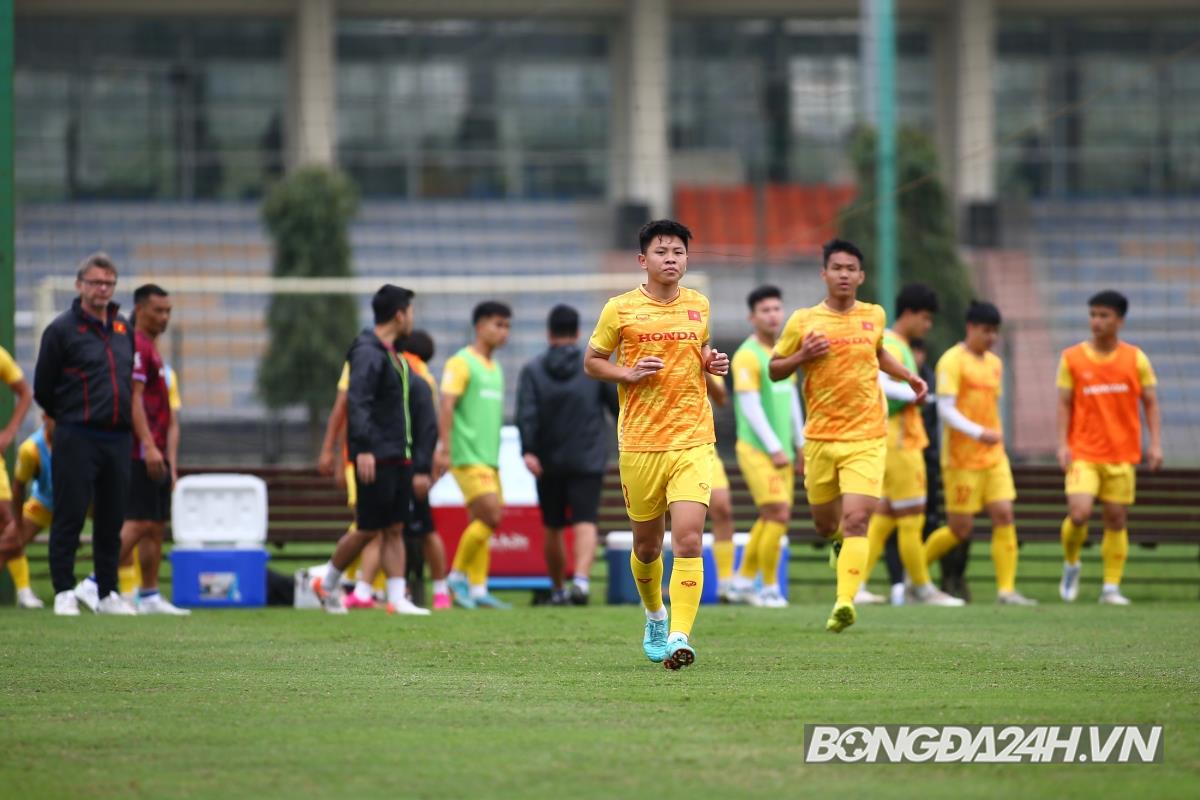 Dàn sao U20 tập cùng ĐT U23 Việt Nam 6 Dàn sao U20 tập cùng ĐT U23 Việt Nam 6