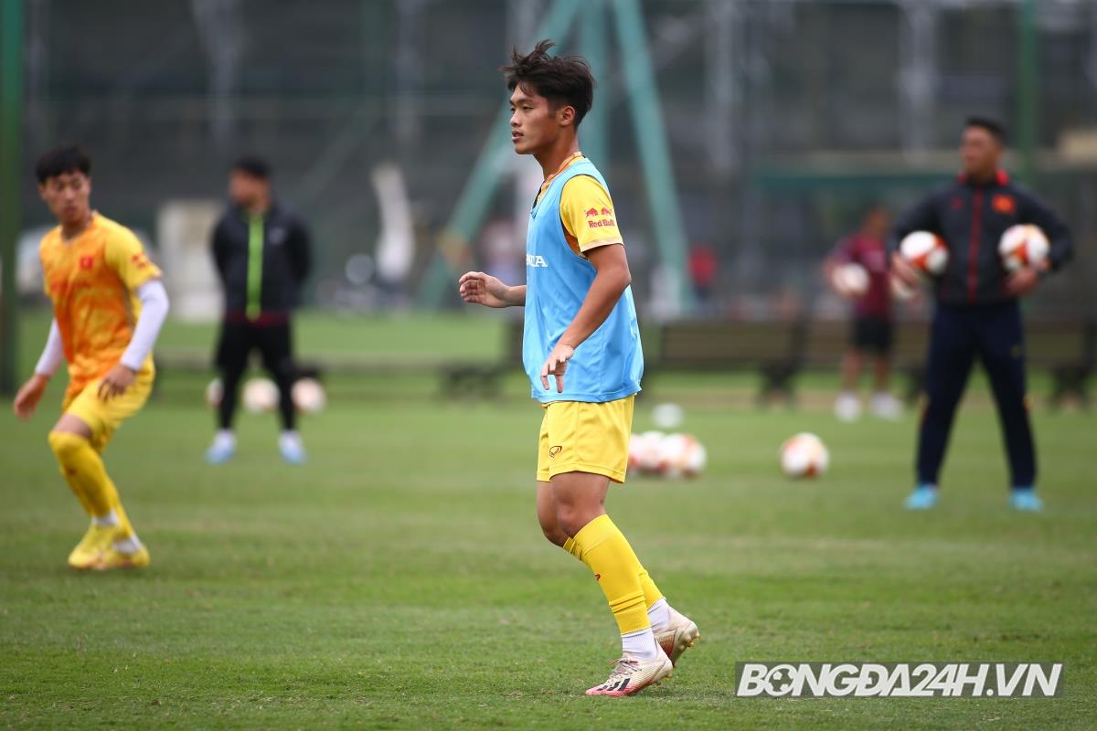 Dàn sao U20 tập cùng ĐT U23 Việt Nam 5 Dàn sao U20 tập cùng ĐT U23 Việt Nam 5