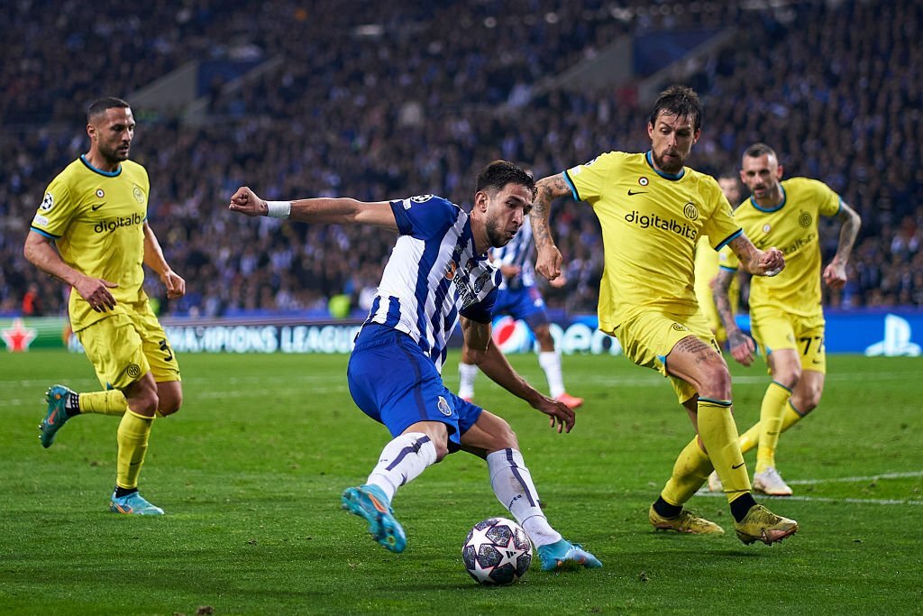 HLV Inter sung sướng không nói nên lời sau khi đánh bại Porto 1