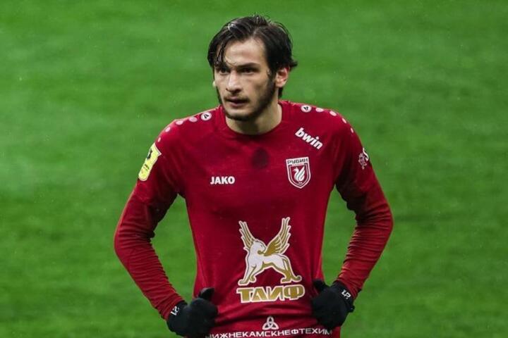 Bài học đắt giá về công tác tuyển trạch từ sự nổi lên của gã vô danh Kvaratskhelia 3