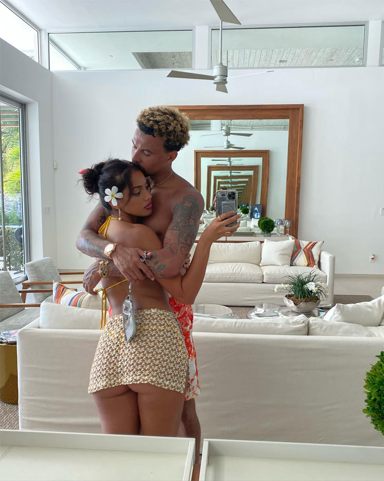 Bạn gái đăng ảnh táo bạo trong ngày sinh nhật Dele Alli 3 Bạn gái đăng ảnh táo bạo trong ngày sinh nhật Dele Alli 3