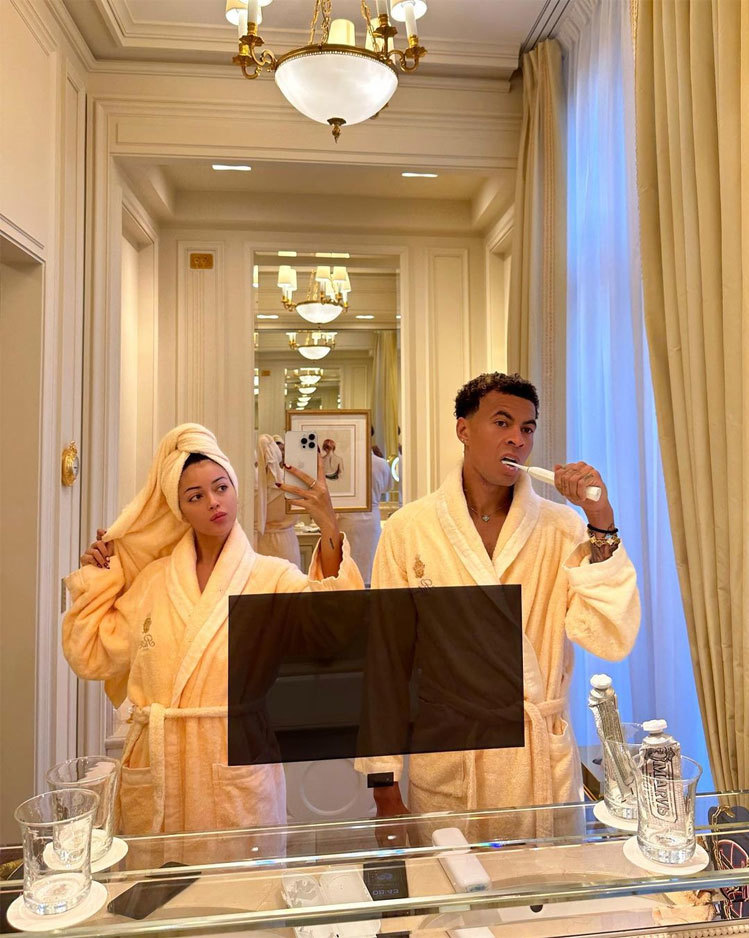 Bạn gái đăng ảnh táo bạo trong ngày sinh nhật Dele Alli 2 Bạn gái đăng ảnh táo bạo trong ngày sinh nhật Dele Alli 2