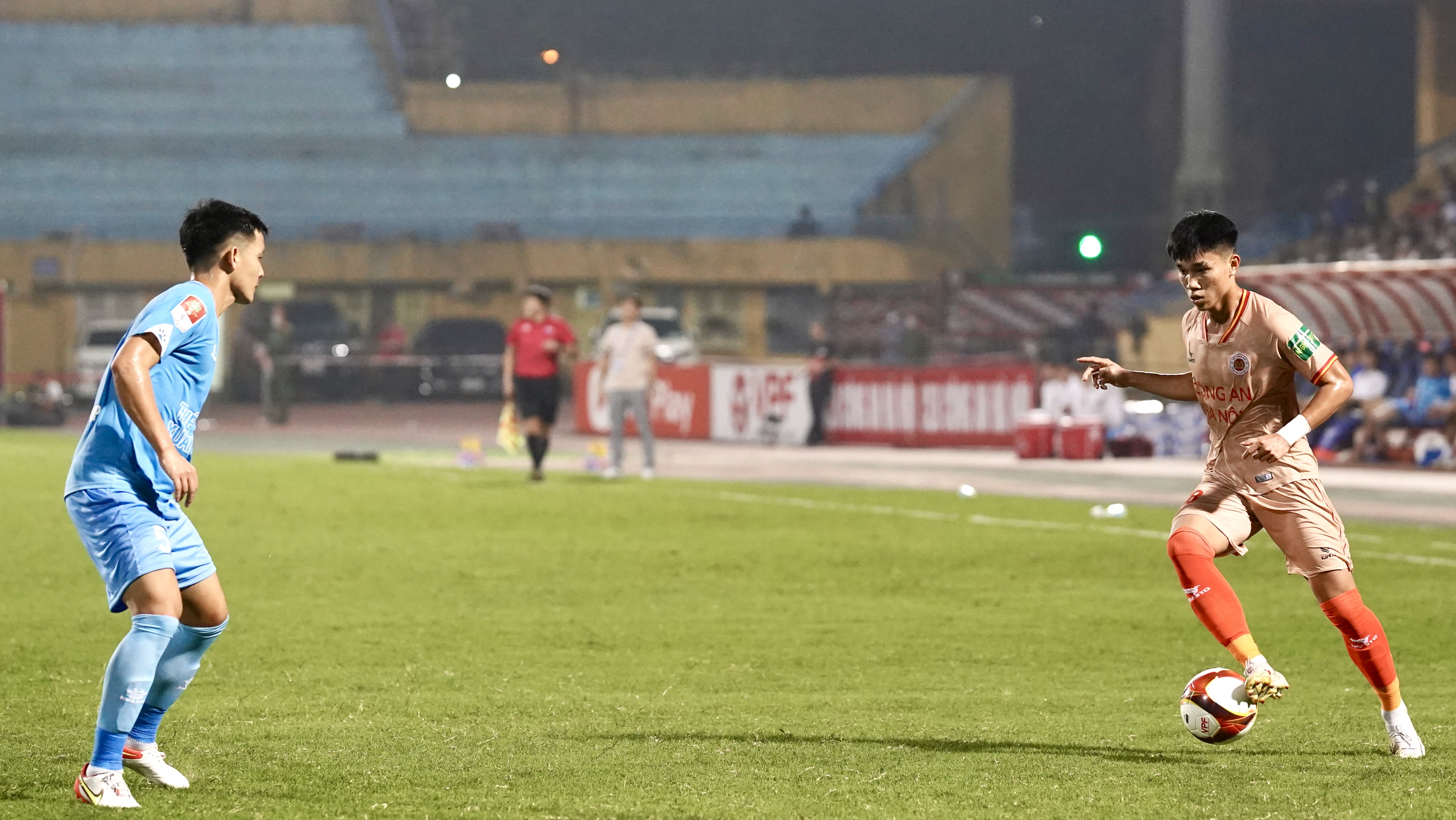 Lê Văn Đô rực sáng trước ngày hội quân cùng U22 Việt Nam 2