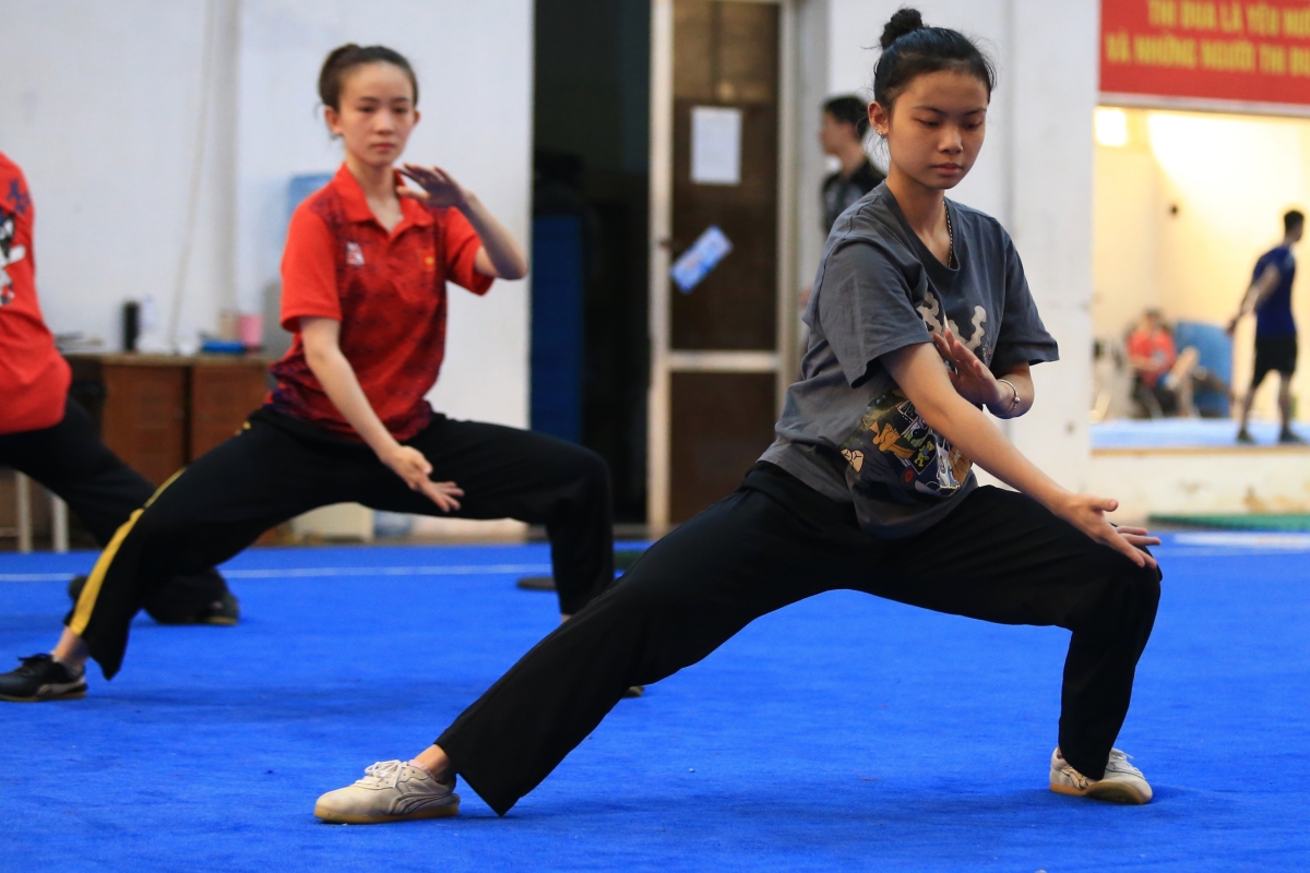 ĐT wushu tập 20/4 dT wushu tap 20/4