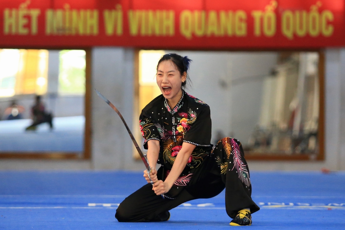 ĐT wushu tập 20/4 dT wushu tap 20/4